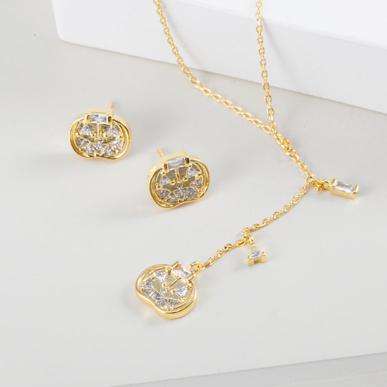 Pumpkin Spice Necklace