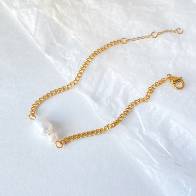 Pearl Pause Bracelet - The Jazzy Owl