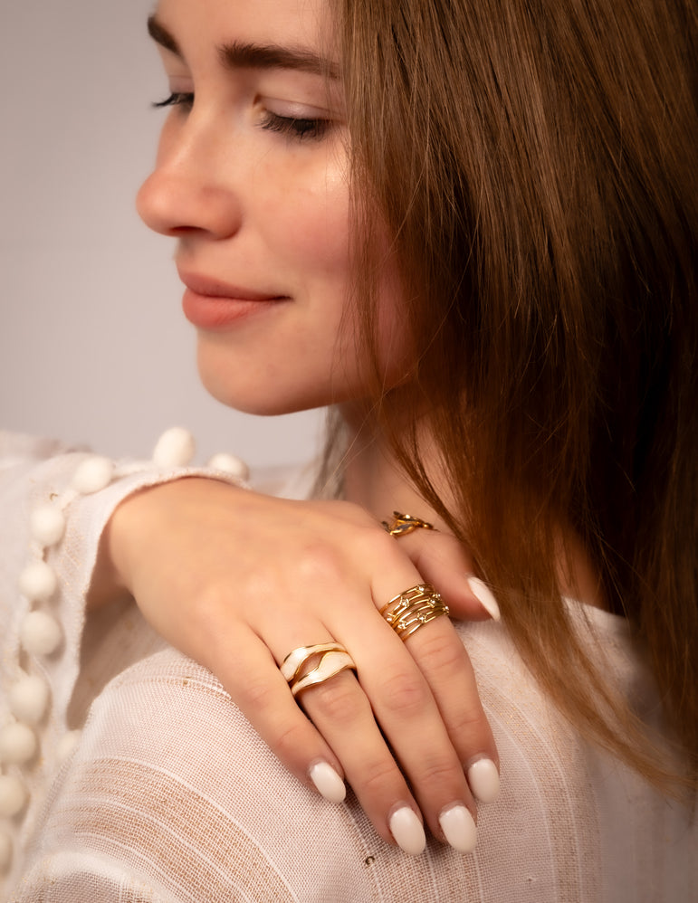 The Gilded Grid Ring