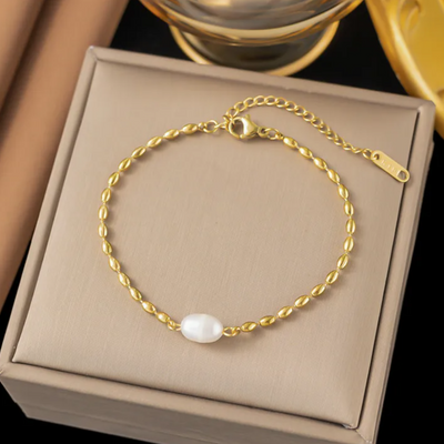 Pearl Moment Bracelet - The Jazzy Owl