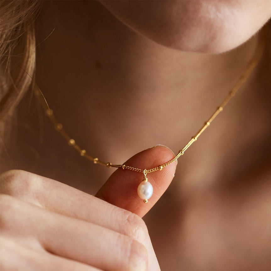 Pearlfect Touch Necklace