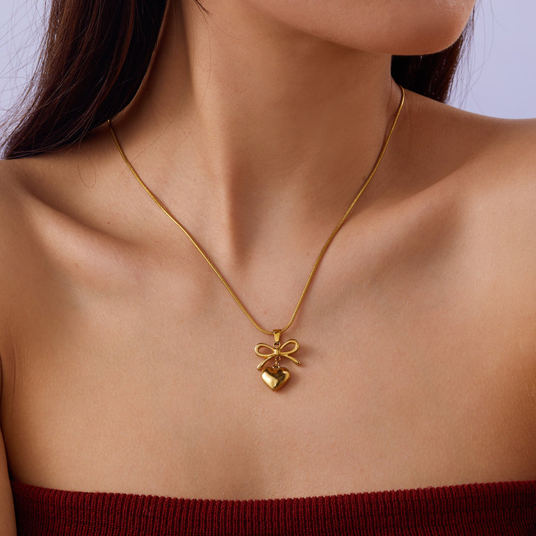  Sweet Knot Necklace - The Jazzy Owl