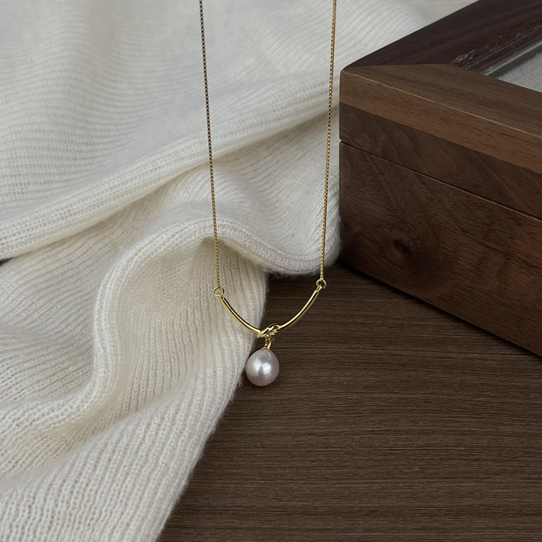 KnotToday, Darling Necklace