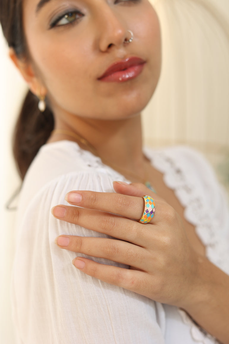 Confetti Spark Ring