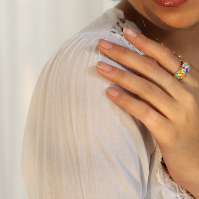 Confetti Spark Ring
