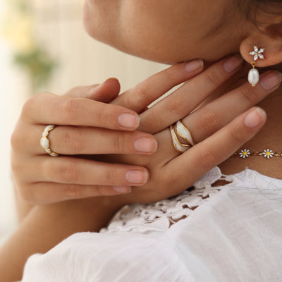 PerkyPearl Earrings