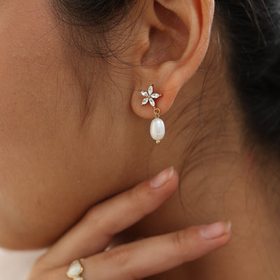 PerkyPearl Earrings
