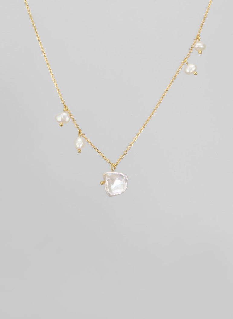 PearlParade Necklace