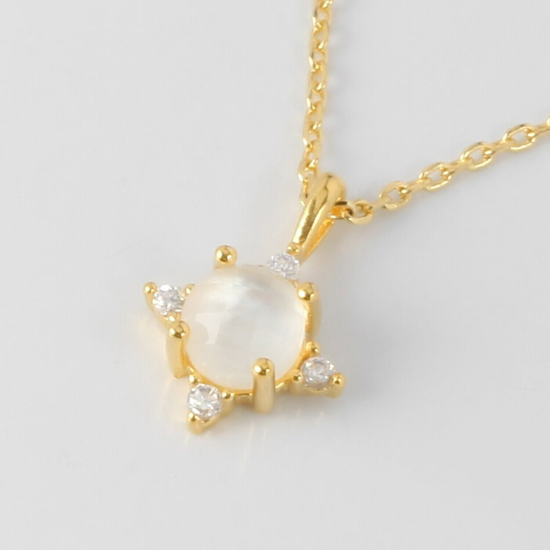 Moonhalo Necklace