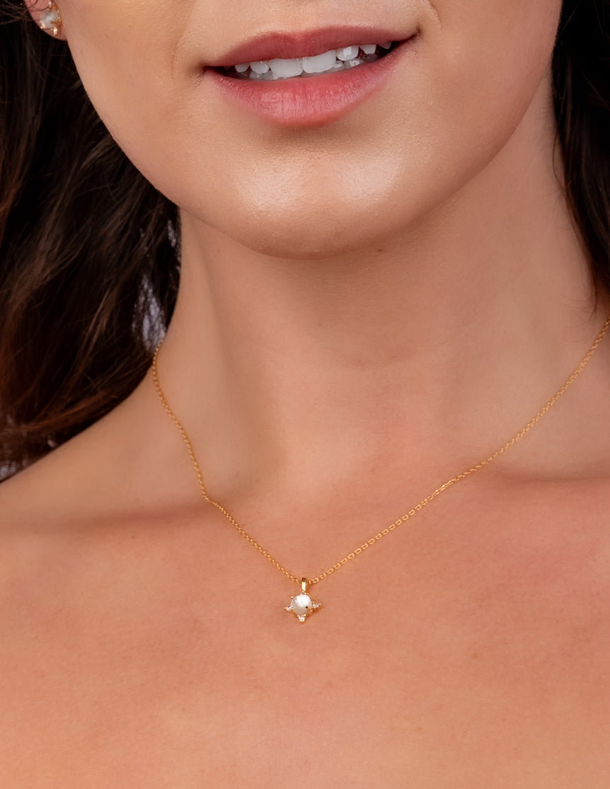 Moonhalo Necklace