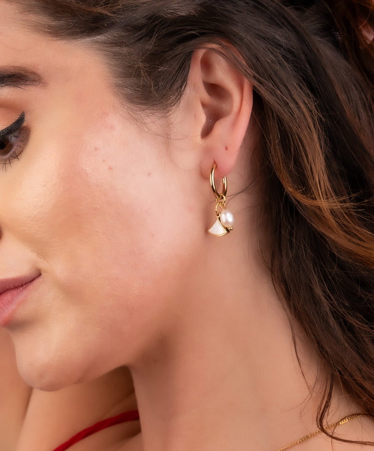 GoldenSails Drop Earrings