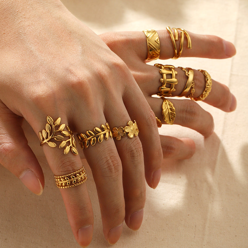 Crown of Leaves Ring