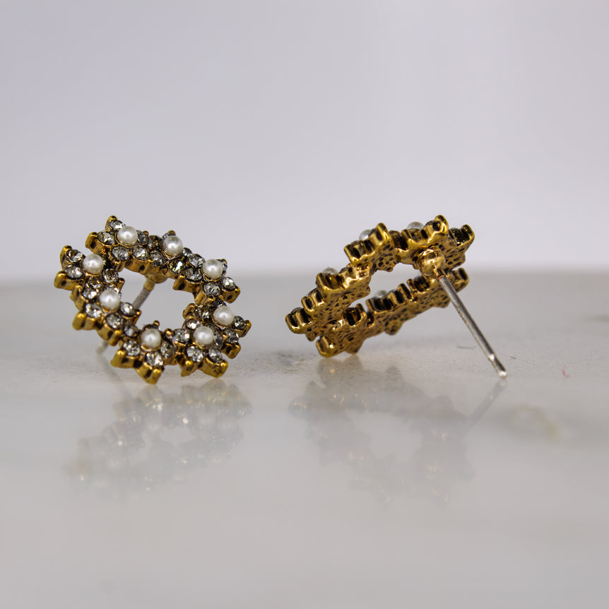 Twinkle Wreath Studs