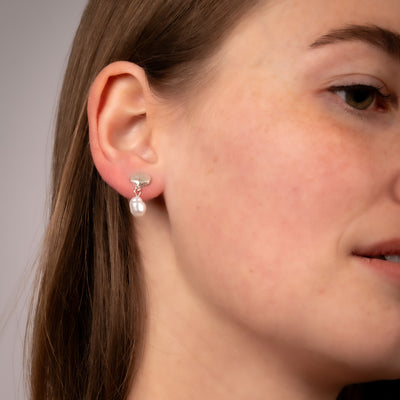 ShellYeah! Studs Earrings