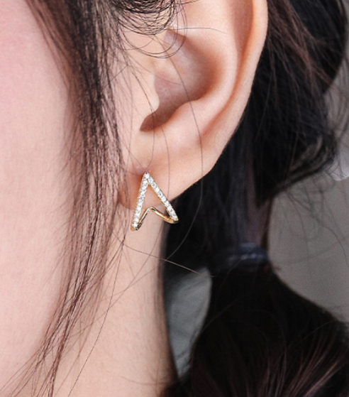 Heartline Spark Stud Earrings