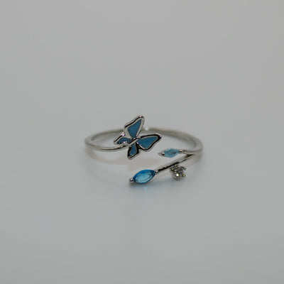  Flutter Affair Ring - The Jazzy Owl