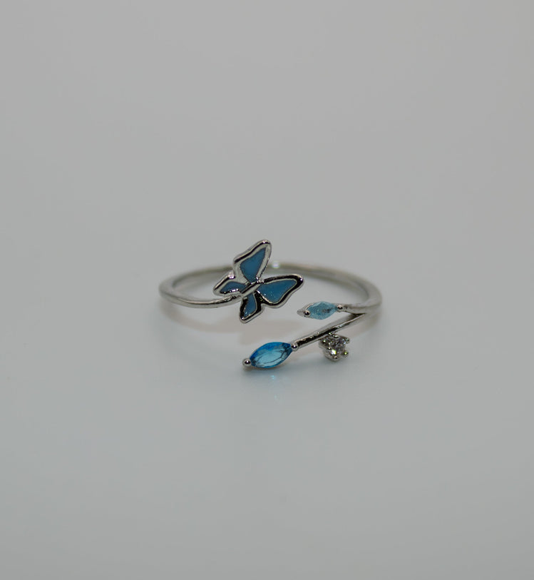 Flutter Affair Ring - The Jazzy Owl