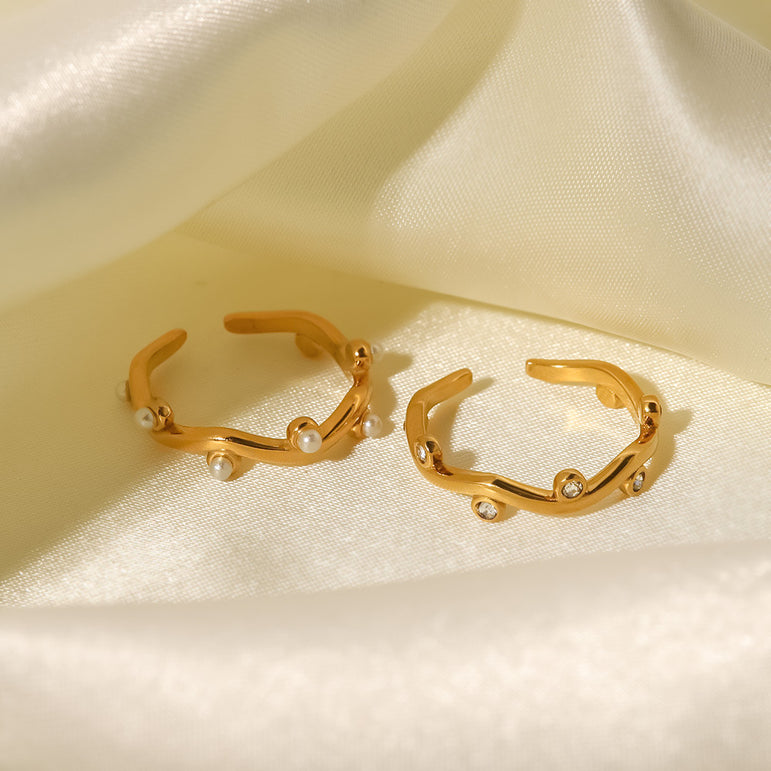 Pearl Trace Ring