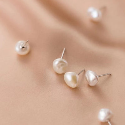 Pearly Dot Stud Earrings