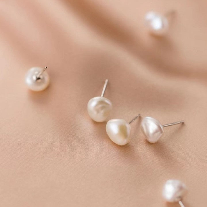 Pearly Dot Stud Earrings